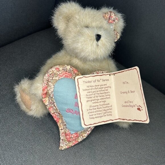 Boyds Granny B. Bear - Picture 4 of 8